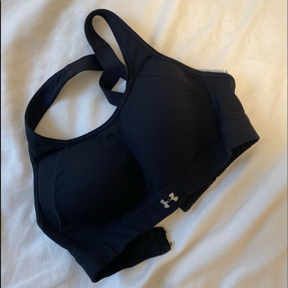 Supportive active bra. Under armor. Nice quality!